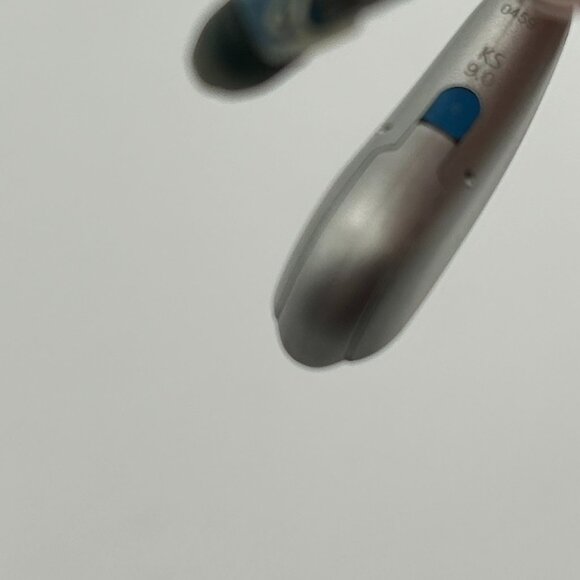 Kirkland K.S 9.0 Battery-Powered Hearing Aids w/case - Picture 3 of 5